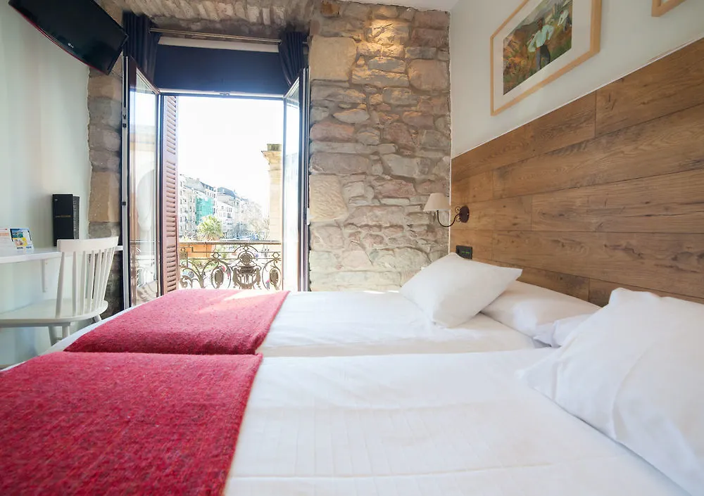Aldamar Hotel San Sebastian 2*,